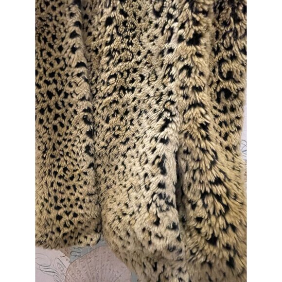 Kristen Blake Faux Fur Leopard Vest Womens Lg Animal Print Turtle Neck Winter - Picture 11 of 13